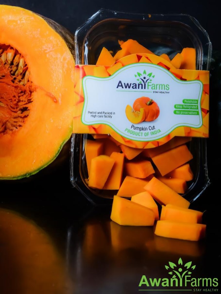 Healthy eating made easier, freshly cut pumpkin goodness is ready to cook, ready to enjoy 🎃 available in #bengaluru @letsblinkit #bengalurublinkit #awanifarms #pumpkincut #pumpkin
